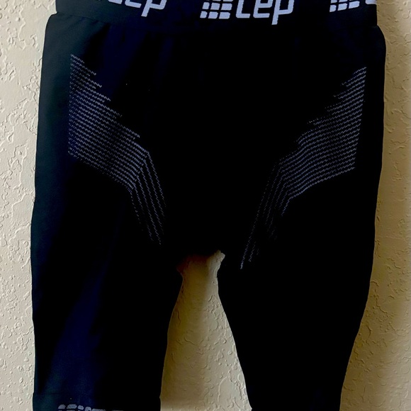 Black Athletic Compression Shorts with Ventilation Panels - Picture 1 of 3